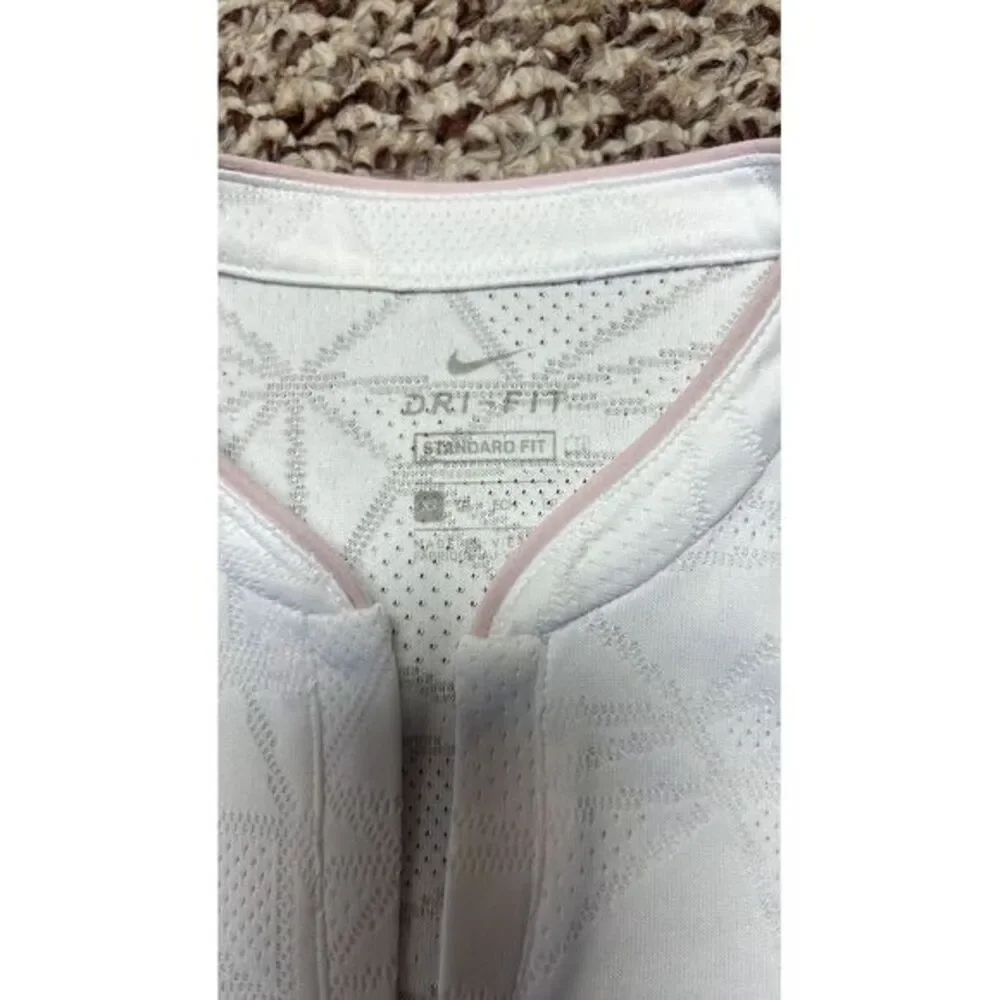 Nike‎